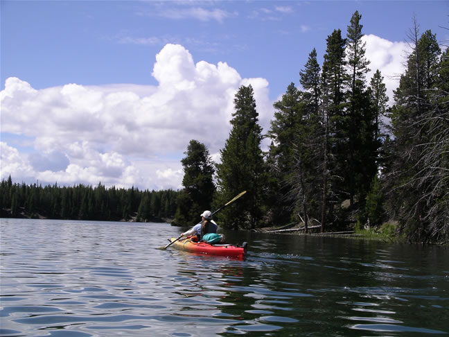 images/C- Kayak returning to Marina (1).jpg